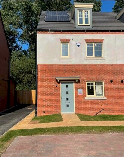 4 Bedroom House To Rent In Parkfield Road, Rugby, CV21