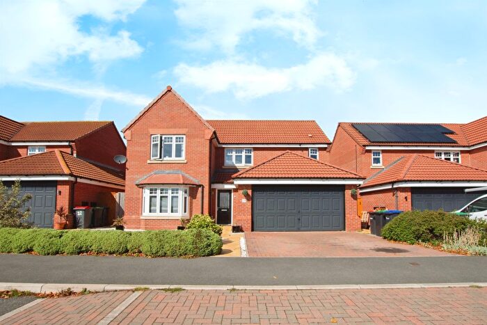 4 Bedroom Detached House For Sale In Airfield Way, Hucknall, Nottingham, NG15