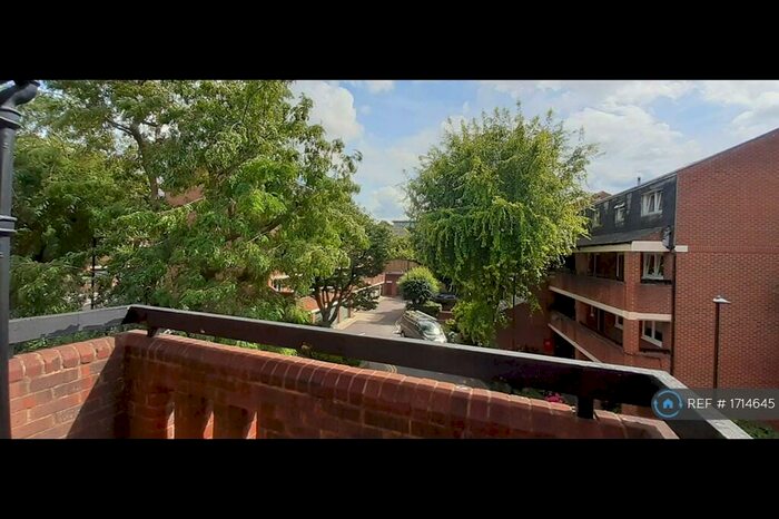 1 Bedroom Flat To Rent In Wynford Road, London, N1