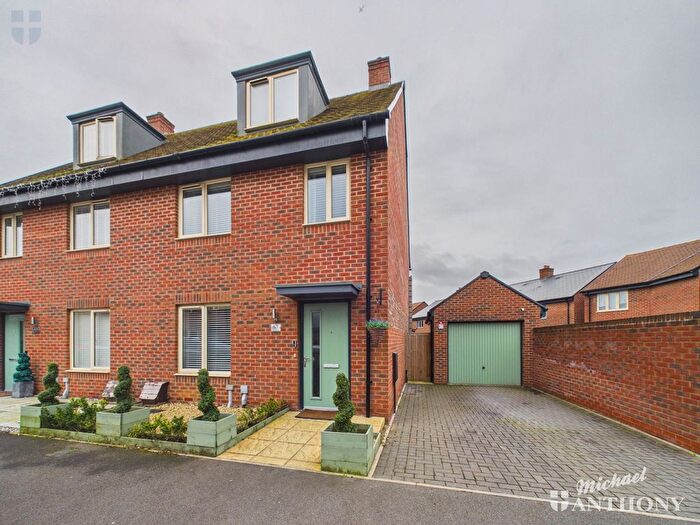 4 Bedroom Semi Detached House For Sale In Kempster Way, Weston Turville, HP22