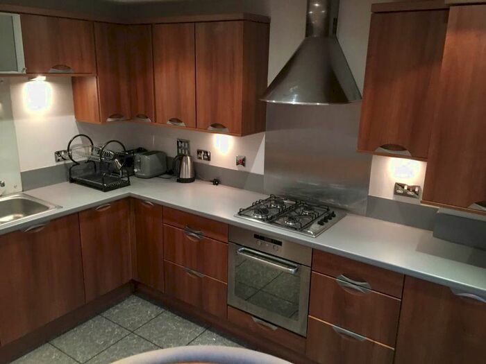 2 Bedroom Flat To Rent In Dee Village, Millburn Street, Aberdeen, AB11