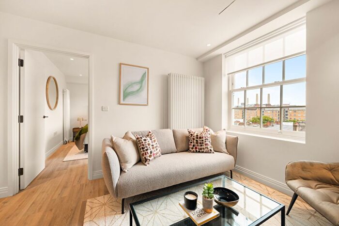 2 Bedroom Flat To Rent In Dolphin Square, Chichester Street, London Lx, London, SW1V