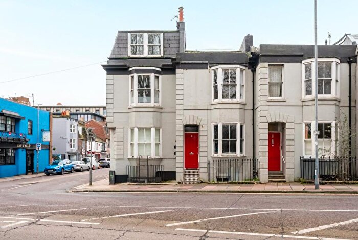 2 Bedroom Maisonette For Sale In Ditchling Road, Brighton, BN1