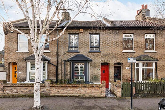 2 Bedroom House To Rent In Odessa Road, Forest Gate, E7