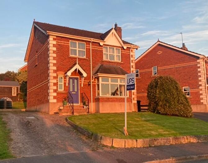 3 Bedroom Detached House For Sale In Whitethorn Brae, Kinallen, Dromara, Dromore, BT25
