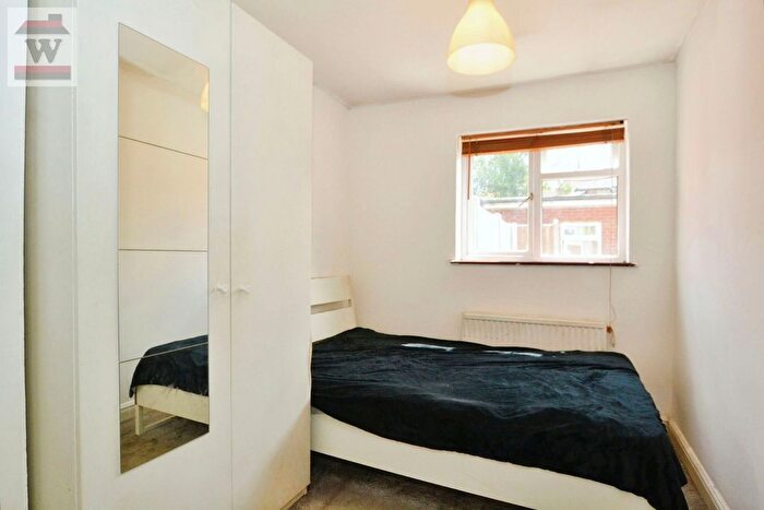 1 Bedroom Studio To Rent In Cecil Road, Hounslow, TW3
