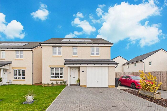 4 Bedroom Detached House For Sale In Westhill Drive, Torrance Park, Motherwell, ML1