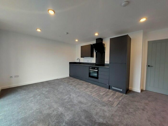 1 Bedroom Apartment To Rent In Burlington Square, Burlington Street, Chesterfield, S40