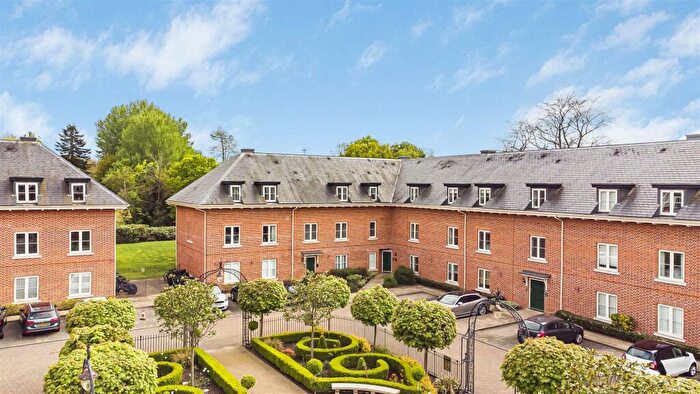 2 Bedroom Apartment For Sale In Henmarsh Court, Balls Park, Hertford, SG13