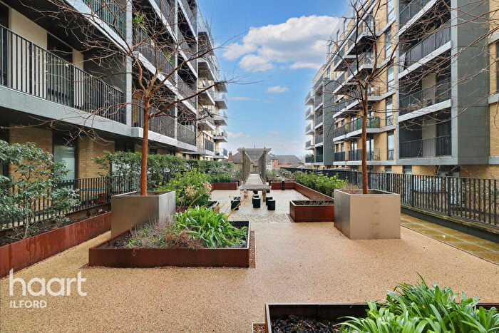 1 Bedroom Apartment For Sale In Roden Street, Ilford, IG1