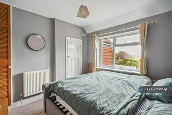 4 Bedroom Semi-Detached House To Rent In New Road, Chalfont St. Giles, HP8