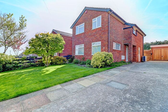 4 Bedroom Detached House For Sale In Pimms Close, High Wycombe, Buckinghamshire, HP13