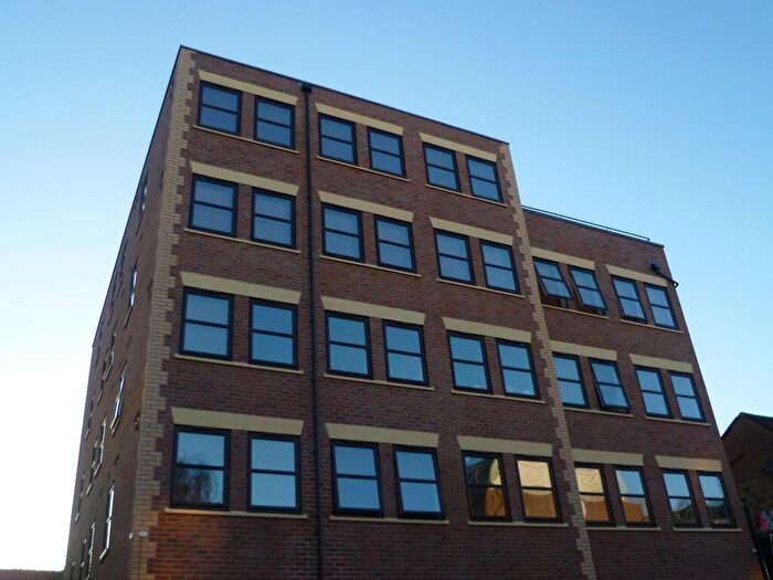 Studio To Rent In Flat, Park Street, Luton, LU1