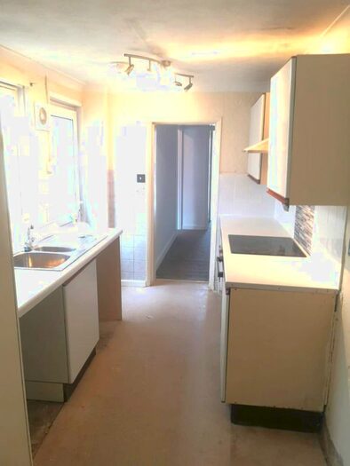 2 Bedroom Terraced House To Rent In Lincoln Road, Gillingham, ME7