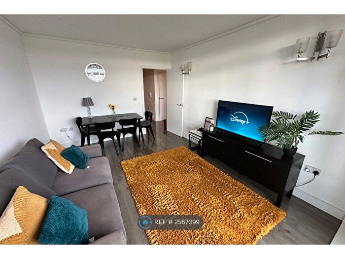 1 Bedroom Flat To Rent In Faraday Lodge, London, SE10