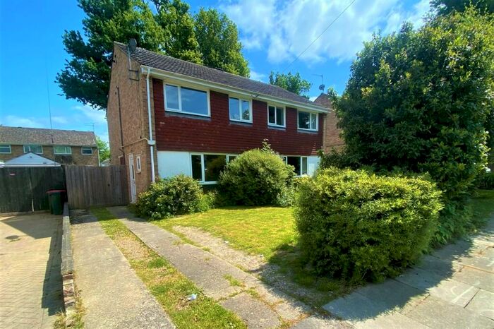 3 Bedroom Semi-Detached House To Rent In Heathfield, Pound Hill, RH10