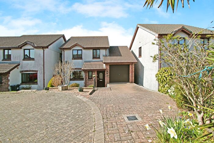 3 Bedroom Detached House For Sale In Primrose Close, Camborne, Cornwall, TR14