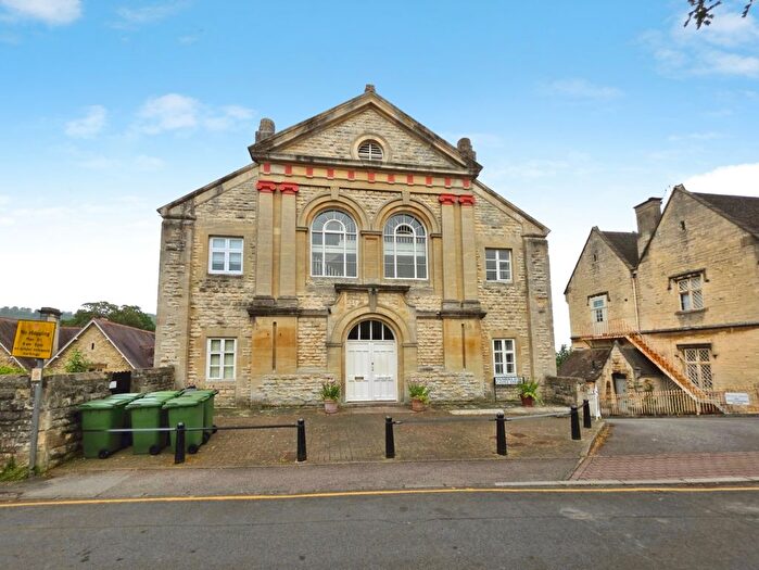 2 Bedroom Flat To Rent In Castle Street, Stroud, GL5