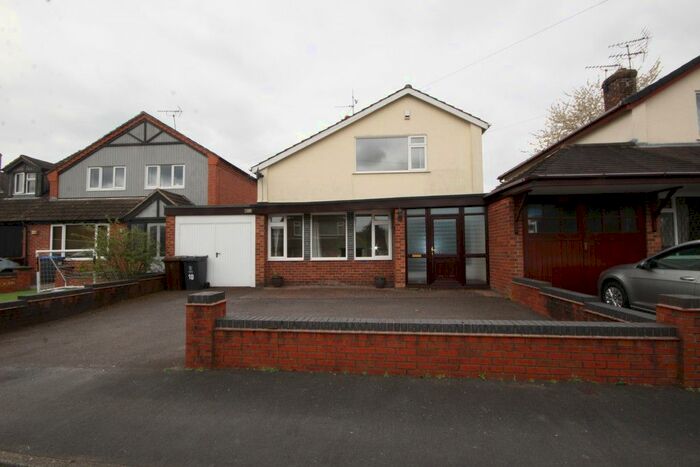 2 Bedroom Detached House To Rent In Greenwood Road, Forsbrook, Stoke-On-Trent, ST11
