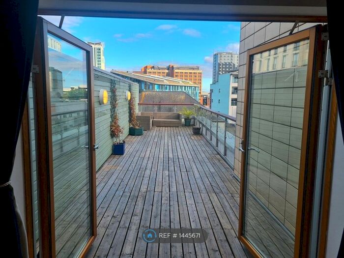 1 Bedroom Flat To Rent In Barry Lane, Cardiff, CF10