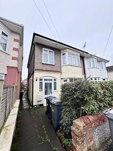 1 Bedroom Apartment To Rent In Heytesbury Road, Southbourne, BH6