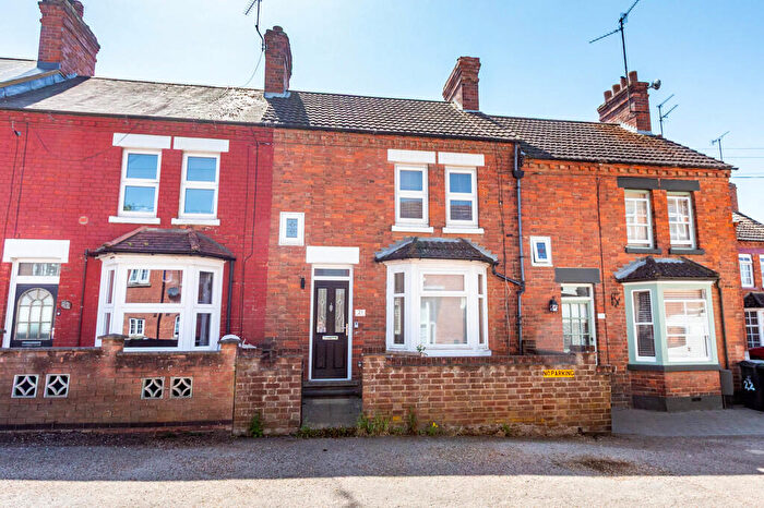 2 Bedroom Terraced House For Sale In East Grove, Rushden, NN10