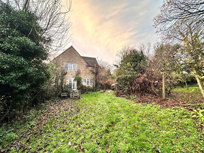 3 Bedroom House To Rent In Minster Lovell, Witney, OX29