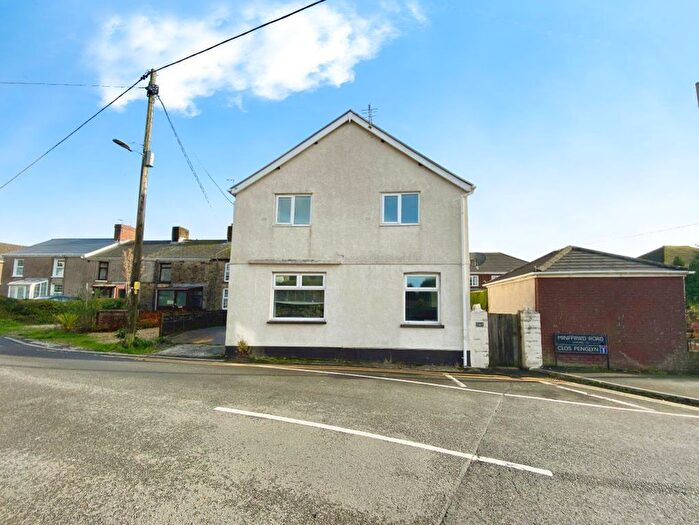 4 Bedroom Property To Rent In Miniffrwd Road, Pencoed, CF35