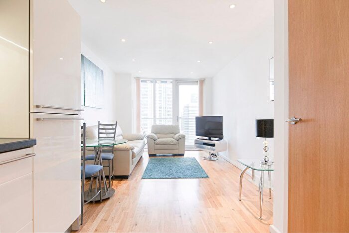 1 Bedroom Flat To Rent In Millharbour, London, E14