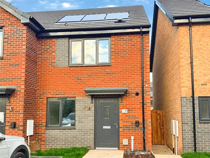 2 Bedroom Semi Detached House For Sale In Tundra Close, Doncaster, South Yorkshire, DN4