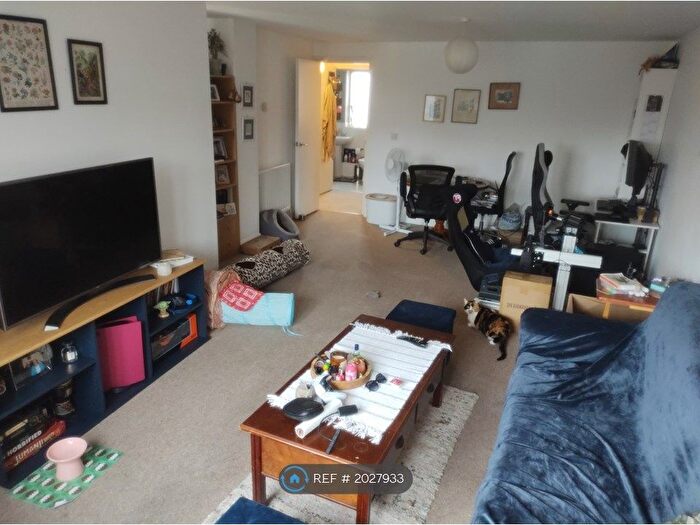 2 Bedroom Flat To Rent In Compass House, Bedminster, Bristol, BS3