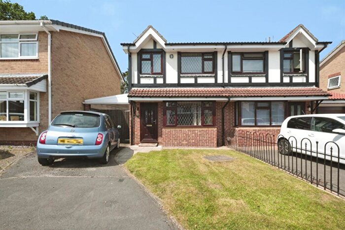 3 Bedroom Semi-Detached House For Sale In Goldcrest Drive, Spondon, Derby, DE21