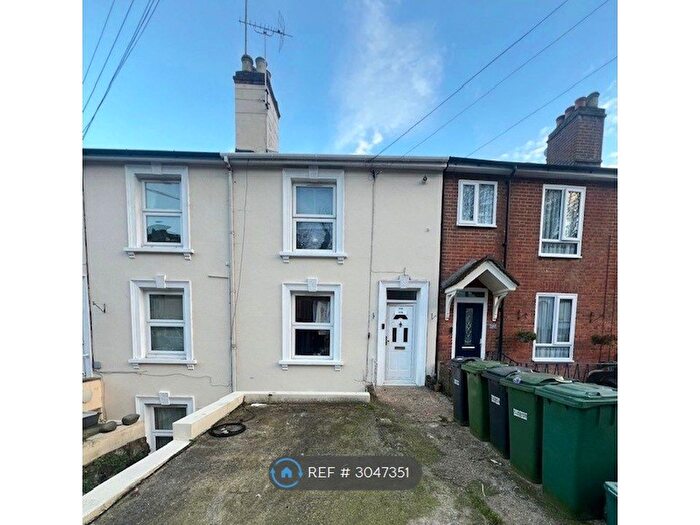 1 Bedroom Flat To Rent In Garlands Road, Redhill, RH1