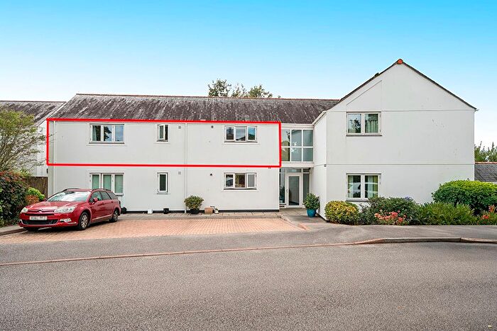 2 Bedroom Flat For Sale In Bodmin Road, Truro, Cornwall, TR1