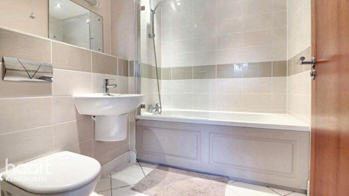 1 Bedroom Apartment For Sale In Abbey End, Kenilworth, CV8