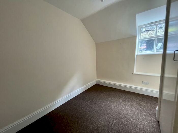 2 Bedroom Terraced House For Sale In Cambrian Terrace, Corwen