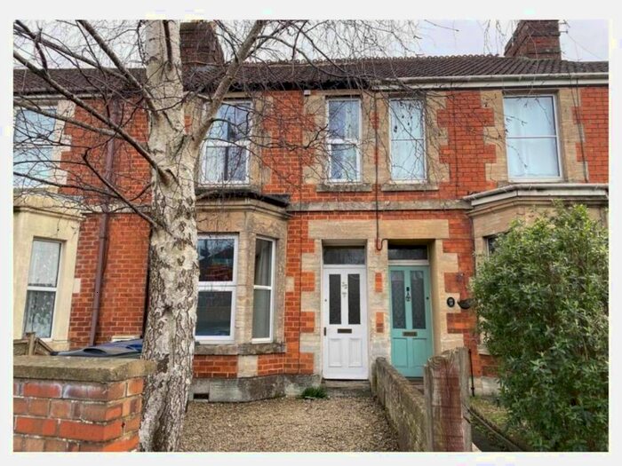 1 Bedroom Flat To Rent In Bradley Road, Trowbridge, BA14