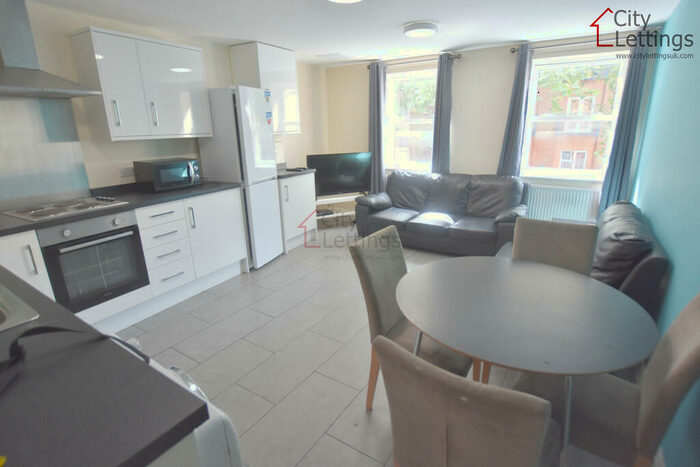 4 Bedroom Apartment To Rent In North Sherwood Street, Arboretum, NG1