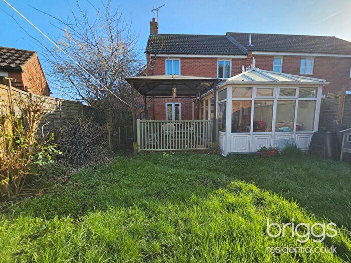 3 Bedroom Terraced House For Sale In Farmhouse Drive, Deeping St Nicholas, Market Deeping, PE11