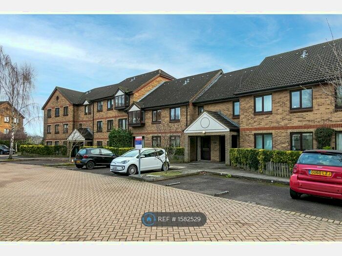 1 Bedroom Flat To Rent In East Finchley, London, N2