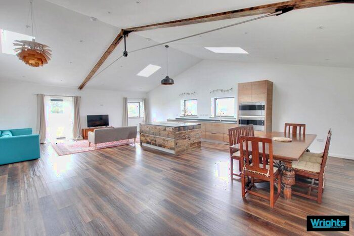 4 Bedroom Barn Conversion To Rent In Hoggington Lane, Southwick, BA14