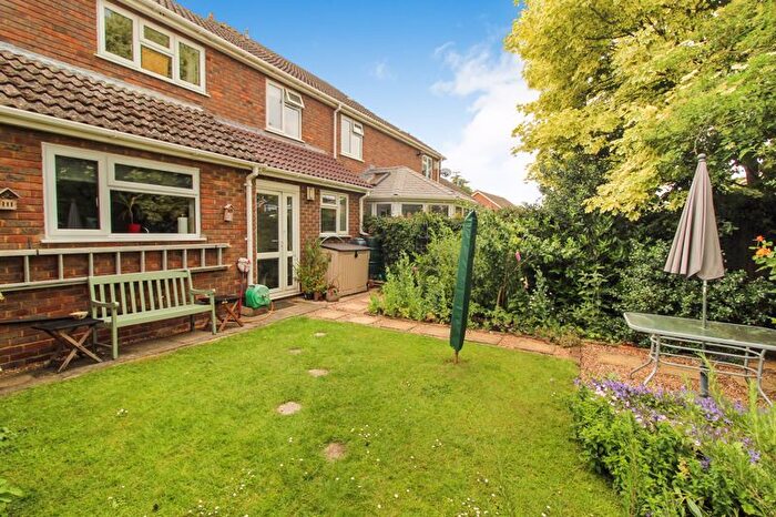 4 Bedroom Terraced House For Sale In Howard Close, Haynes, MK45