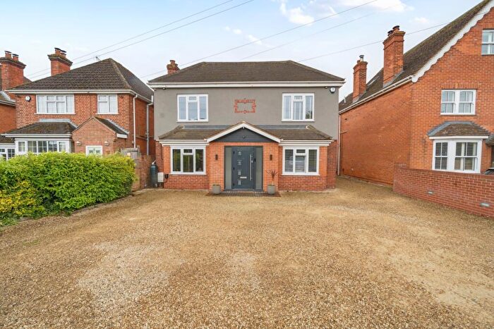 4 Bedroom Detached House To Rent In Benham Hill Thatcham, RG18