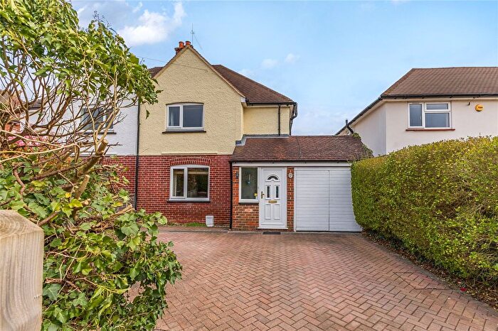 3 Bedroom Semi Detached House For Sale In Bourne Road, Godalming, Surrey, GU7