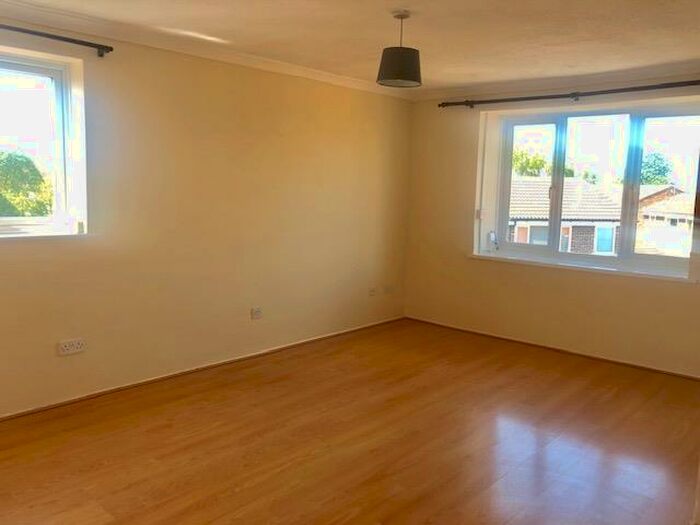 2 Bedroom Apartment To Rent In Church Field, Saffron Walden, CB11