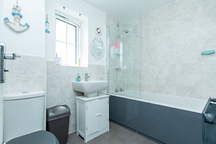 5 Bedroom Detached House For Sale In Drift Road, Aylesham, CT3