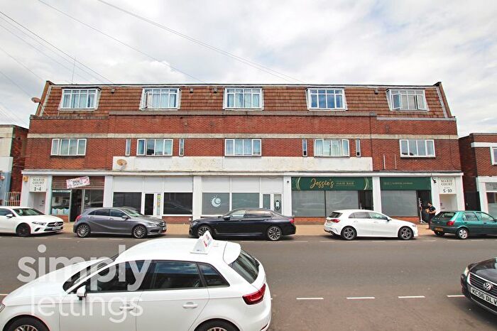 Studio To Rent In New Broadway, Tarring Road, Worthing, BN11