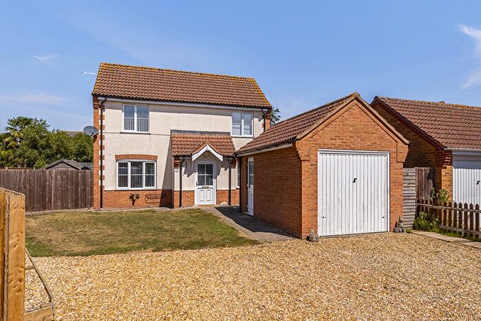 3 Bedroom Detached House For Sale In Milfoil Lane, Cowbit, Spalding, PE12