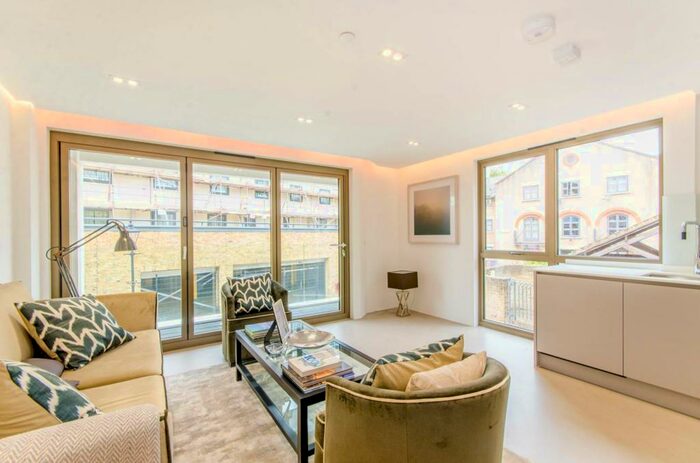 2 Bedroom Flat To Rent In St Albans Place, Islington, London, N1