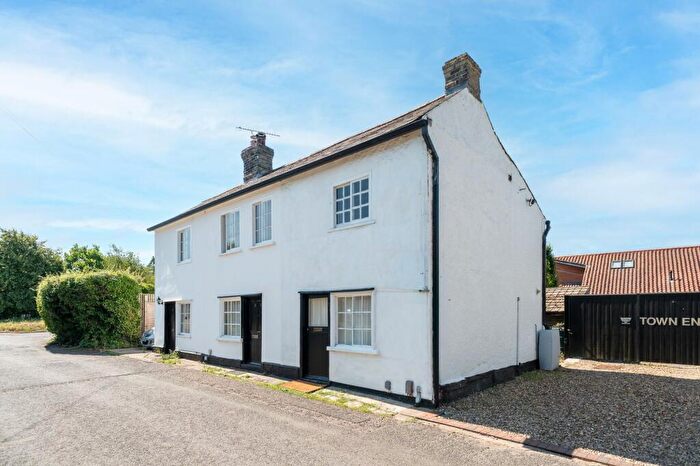 2 Bedroom End Of Terrace House For Sale In Duck End, Girton, CB3